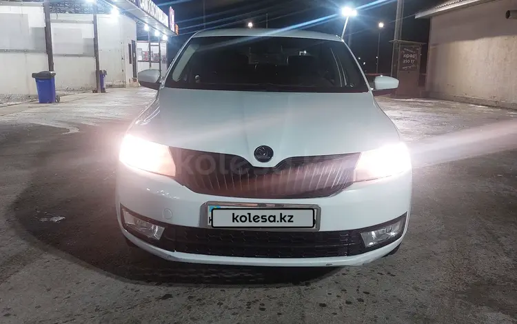 Skoda Rapid 2014 года за 4 300 000 тг. в Атырау