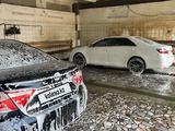 Toyota Camry 2015 годаүшін6 700 000 тг. в Уральск – фото 2