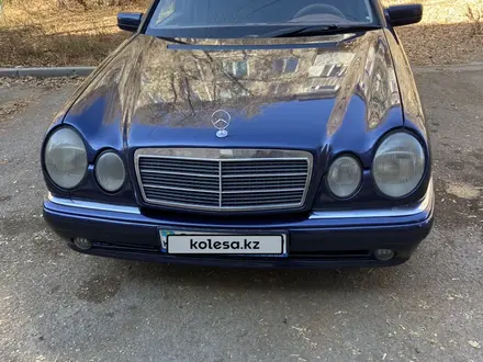 Mercedes-Benz E 240 1998 года за 3 500 000 тг. в Шахтинск – фото 6