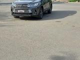 Toyota Highlander 2019 года за 13 000 000 тг. в Актобе – фото 2