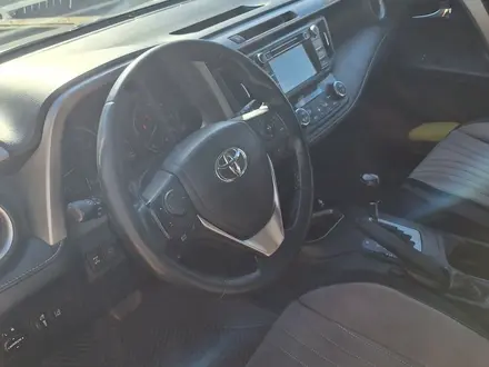 Toyota RAV4 2017 года за 7 200 000 тг. в Актау – фото 13