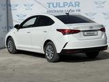 Hyundai Accent 2022 годаүшін9 000 000 тг. в Семей – фото 3