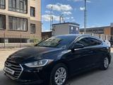 Hyundai Elantra 2017 годаүшін6 600 000 тг. в Караганда