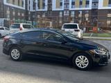 Hyundai Elantra 2017 годаүшін6 600 000 тг. в Караганда – фото 4