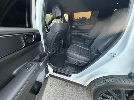 Hyundai Santa Fe 2024 года за 20 800 000 тг. в Алматы – фото 6
