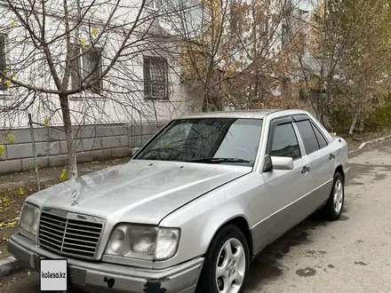 Mercedes-Benz E 200 1994 года за 1 700 000 тг. в Сатпаев – фото 4