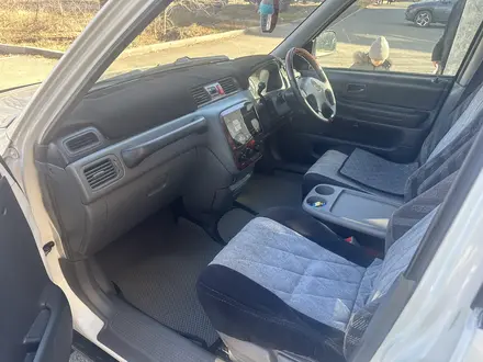 Honda CR-V 1997 года за 3 900 000 тг. в Талдыкорган – фото 26