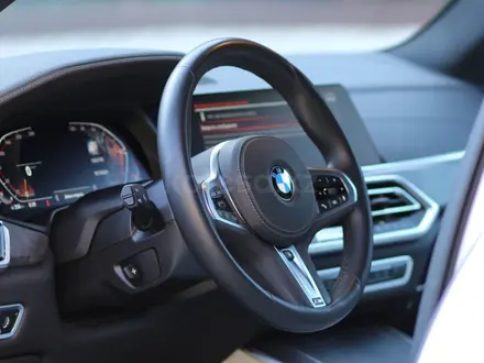 BMW X5 2022 года за 42 000 000 тг. в Алматы – фото 21