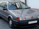 Стекло фары фонари VW Volkswagen Passat B3 за 4 000 тг. в Актобе