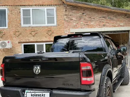 Dodge RAM 2015 года за 37 000 000 тг. в Усть-Каменогорск – фото 3