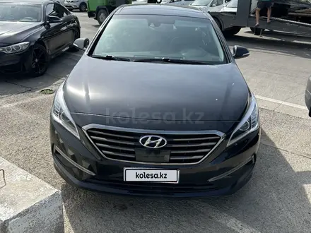 Hyundai Sonata 2015 года за 6 300 000 тг. в Атырау – фото 2