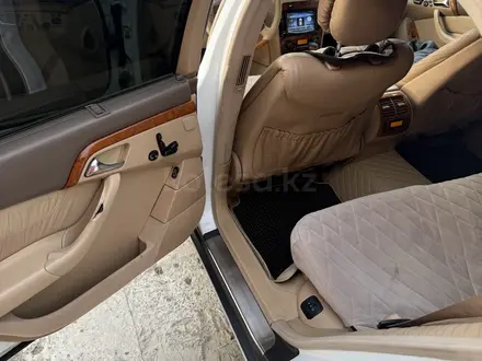 Mercedes-Benz S 320 2002 года за 4 000 000 тг. в Актау – фото 15