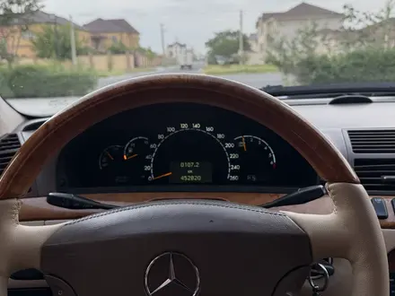 Mercedes-Benz S 320 2002 года за 4 000 000 тг. в Актау – фото 19