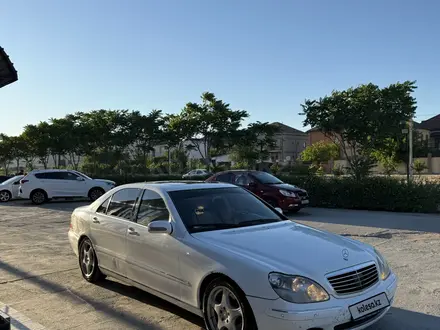 Mercedes-Benz S 320 2002 года за 4 000 000 тг. в Актау – фото 24