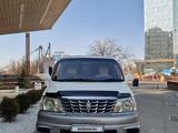 Toyota Grand Hiace 2001 года за 10 800 000 тг. в Алматы – фото 2