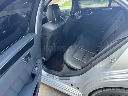 Mercedes-Benz E 63 AMG 2010 года за 18 000 000 тг. в Алматы – фото 17