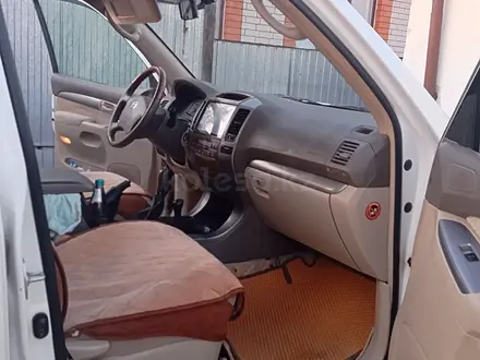 Toyota Land Cruiser Prado 2007 года за 10 500 000 тг. в Актобе – фото 6
