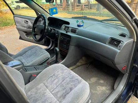 Toyota Camry 1997 года за 3 100 000 тг. в Алматы – фото 14