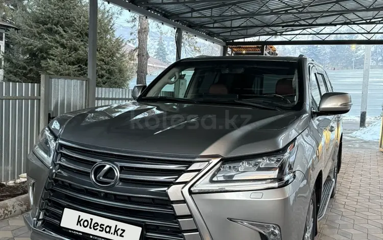 Lexus LX 570 2016 годаfor41 000 000 тг. в Алматы