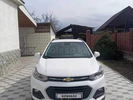Chevrolet Tracker 2020 года за 8 400 000 тг. в Алматы – фото 2