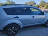 Mitsubishi Outlander 2006 годаүшін6 500 000 тг. в Караганда – фото 2