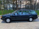 Volkswagen Passat 1990 года за 1 600 000 тг. в Алматы – фото 3