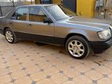 Mercedes-Benz E 230 1992 года за 990 000 тг. в Кызылорда – фото 3