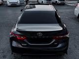 Toyota Camry 2018 годаүшін10 500 000 тг. в Атырау – фото 4