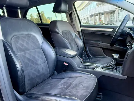 Skoda Superb 2012 года за 3 890 000 тг. в Астана – фото 12