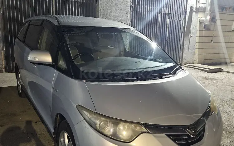Toyota Estima 2006 года за 4 000 000 тг. в Алматы