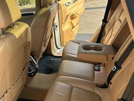 Porsche Cayenne 2012 года за 14 500 000 тг. в Алматы – фото 24