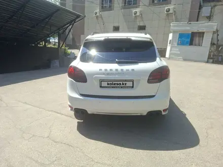 Porsche Cayenne 2012 года за 14 500 000 тг. в Алматы – фото 5