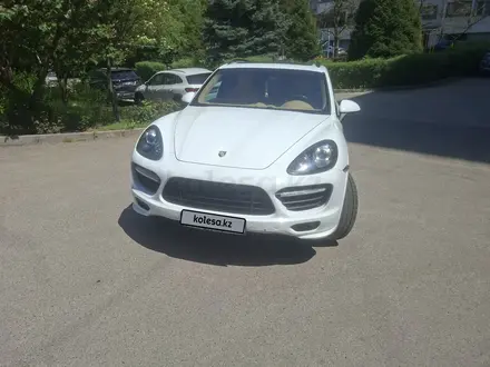 Porsche Cayenne 2012 года за 14 500 000 тг. в Алматы – фото 9