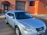 Hyundai Sonata 2005 годаүшін3 700 000 тг. в Актобе – фото 3