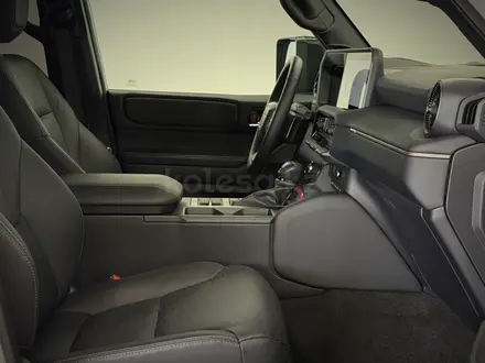 Toyota Land Cruiser Prado Luxe+ 2025 года за 46 490 000 тг. в Астана – фото 6