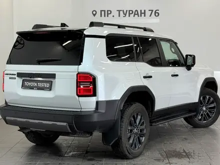 Toyota Land Cruiser Prado Luxe+ 2025 года за 46 490 000 тг. в Астана – фото 19