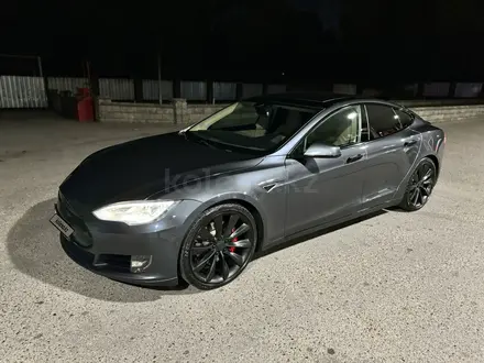 Tesla Model S 2015 года за 22 000 000 тг. в Алматы – фото 13