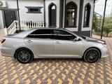 Toyota Camry 2016 года за 10 000 000 тг. в Мангистау – фото 3