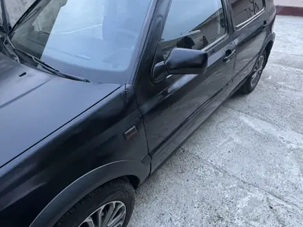 Volkswagen Golf 1996 года за 1 300 000 тг. в Тараз – фото 2