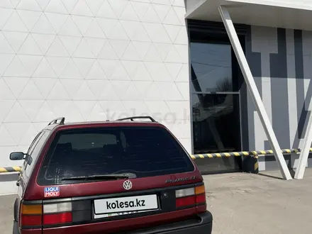 Volkswagen Passat 1993 года за 1 800 000 тг. в Алматы – фото 5