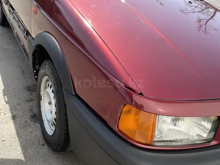 Volkswagen Passat 1993 года за 1 800 000 тг. в Алматы – фото 2