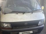 Toyota Hiace 1994 года за 2 500 000 тг. в Алтай