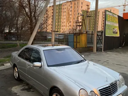 Mercedes-Benz E 320 1995 года за 4 400 000 тг. в Алматы – фото 4