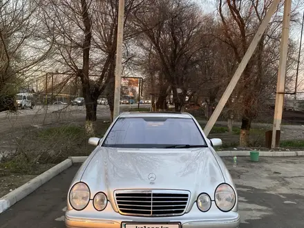 Mercedes-Benz E 320 1995 года за 4 400 000 тг. в Алматы – фото 2