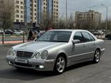 Mercedes-Benz E 320 2001 года за 5 900 000 тг. в Шымкент – фото 2
