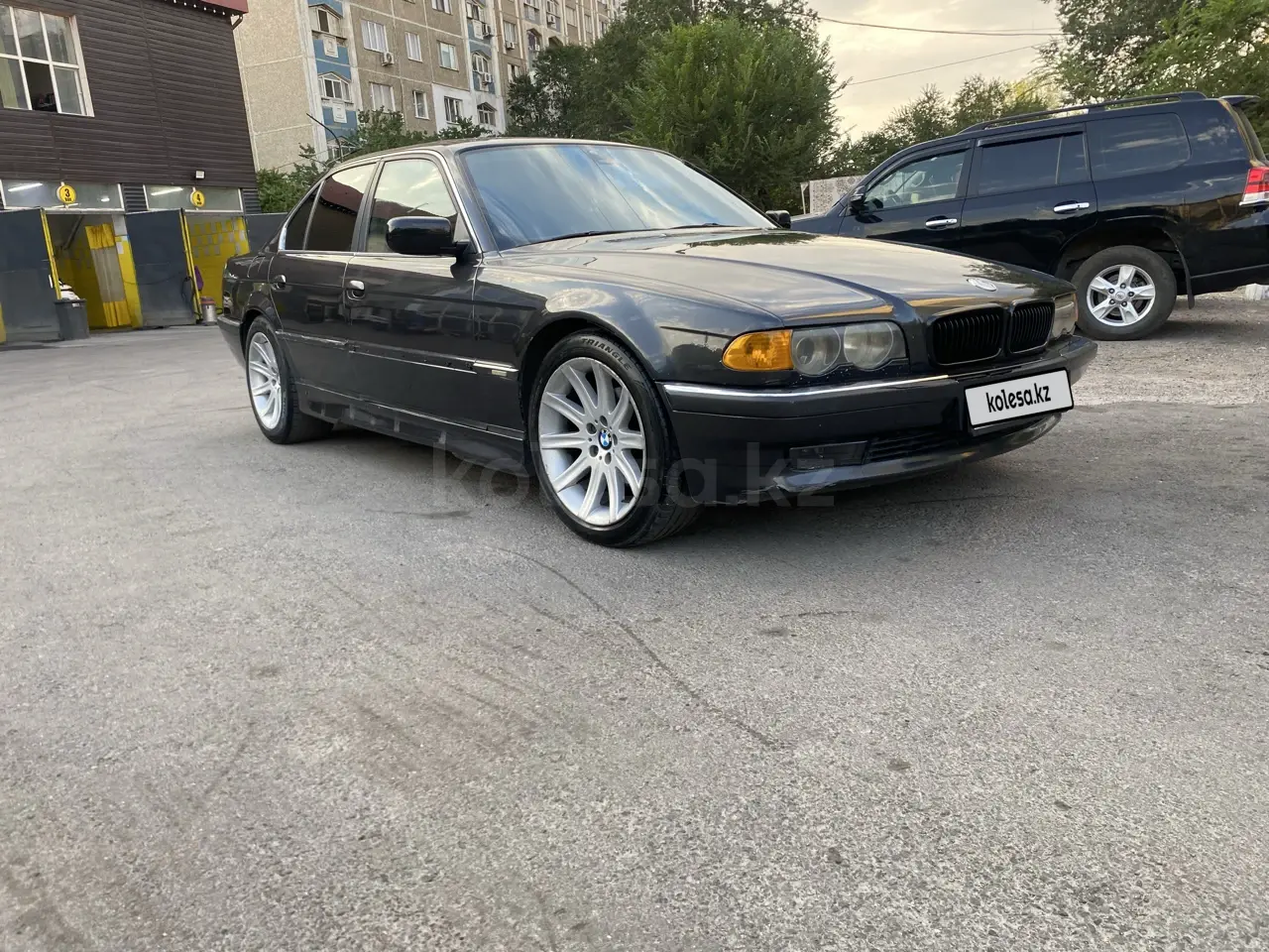 BMW 7 Series, 1998