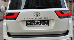 Toyota Land Cruiser 2022 года за 67 000 000 тг. в Астана – фото 4