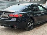 Toyota Camry 2019 года за 9 700 000 тг. в Алматы – фото 5
