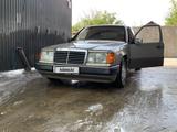 Mercedes-Benz E 230 1991 года за 2 500 000 тг. в Шымкент – фото 2