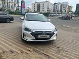 Hyundai Elantra 2020 года за 9 300 000 тг. в Атырау